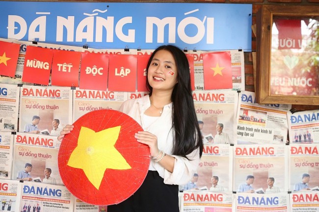 Giới trẻ Đà Nẵng lưu giữ khoảnh khắc ý nghĩa mừng Quốc khánh