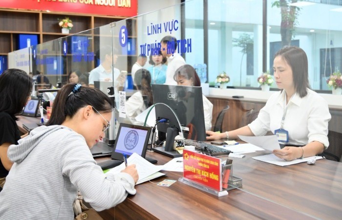 Đổi mới tư duy, vì Nhân dân phục vụ