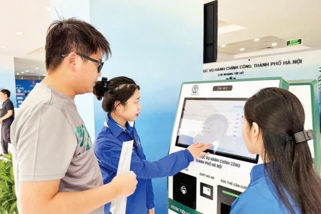 “Cầu nối” đưa chính quyền đến gần dân