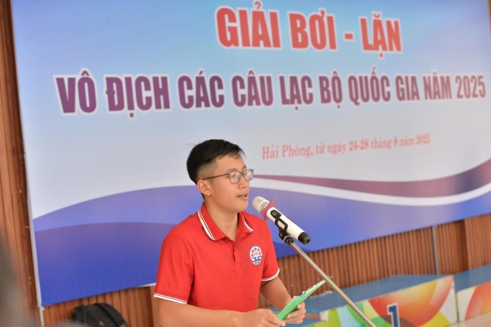 Đại diện cho toàn thể VĐV tham gia giải đấu đọc lời tuyên thệ