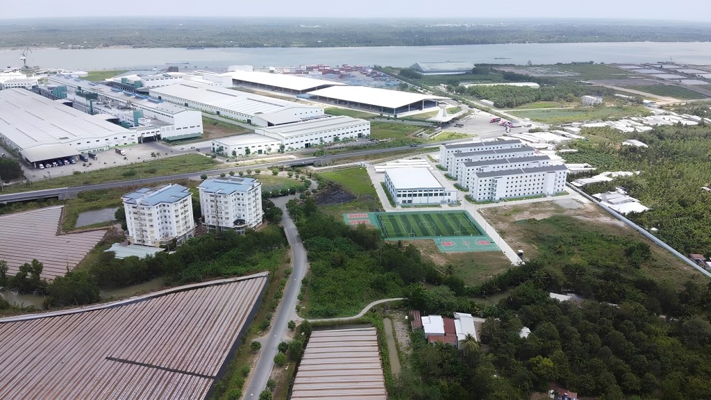 : Khu công nghiệp Sông Hậu đóng góp lớn vào phát triển công nghiệp và logistics của thành phố mới
