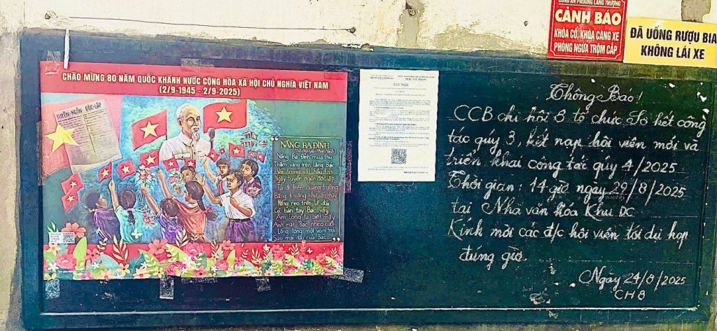 “Bảng tin Độc lập” đầy sáng tạo của tuổi trẻ phường Láng 