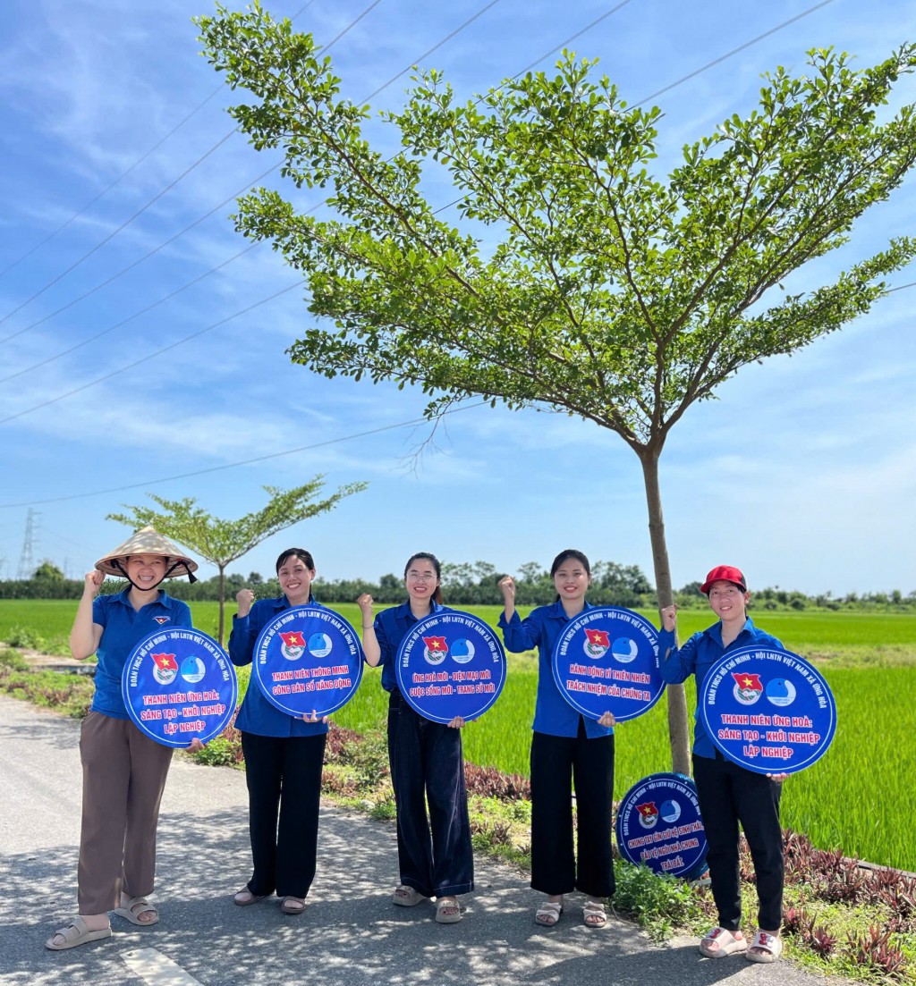 Thanh niên Hà Nội tự hào trong màu áo xanh với những công trình, phần việc ý nghĩa