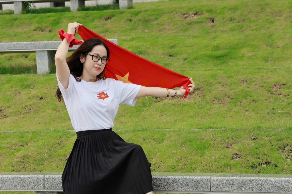 Theo Tiến sĩ Thanh Tâm, lan tỏa tình yêu nước trên không gian số giúp kết nối gần hơn với thế hệ trẻ