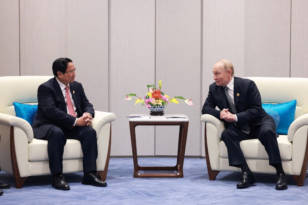 Thủ tướng bày tỏ cảm ơn Tổng thống V. Putin về những lời chúc mừng nhân dịp 80 năm Cách mạng tháng Tám thành công và Quốc khánh 02/9 - Ảnh: VGP/Nhật Bắc