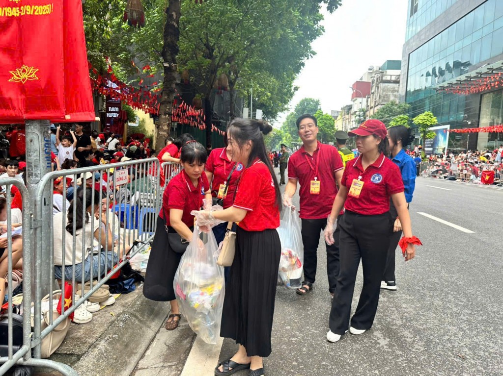 trường THCS Nguyễn Công Trứ