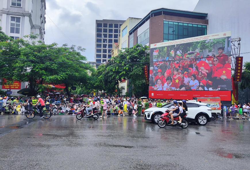 Thời tiết dịp Quốc khánh 2/9: Thủ đô Hà Nội sáng có lúc mưa rào