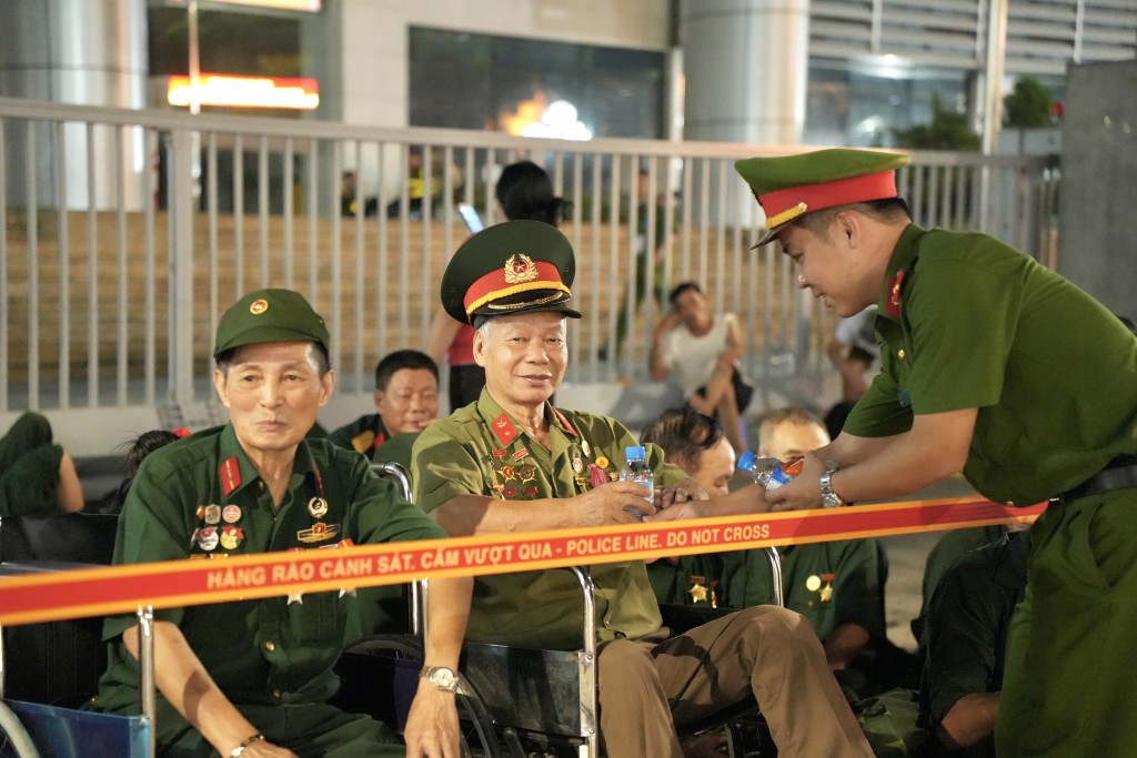 Món quà nghĩa tình tri ân các cựu chiến binh
