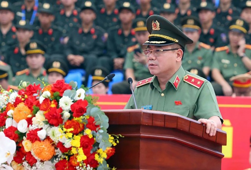 Trung tướng Nguyễn Thanh Tùng, Giám đốc Công an TP Hà Nội phát biểu quyết tâm tại buổi Lễ xuất quân đảm bảo an ninh, trật tự tại Quảng trường Ba Đình