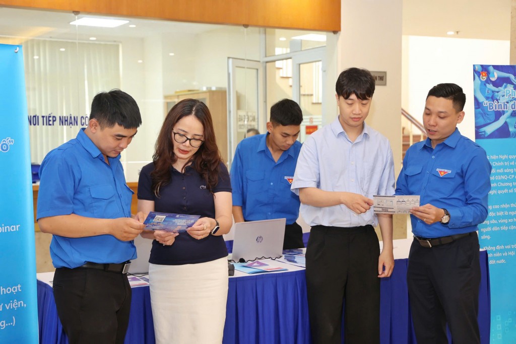Hành trình số hóa lắng nghe tiếng nói Nhân dân