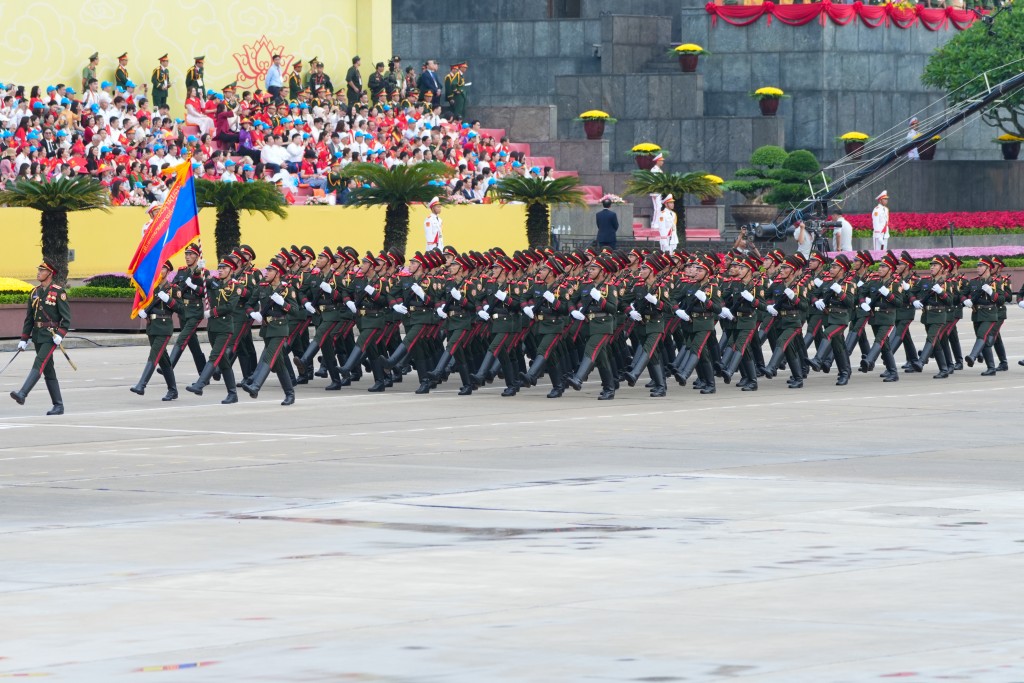 Quân đội Trung Quốc, Nga, Lào, Campuchia tham gia lễ diễu binh A80