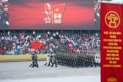 Quân đội Trung Quốc, Nga, Lào, Campuchia tham gia lễ diễu binh A80