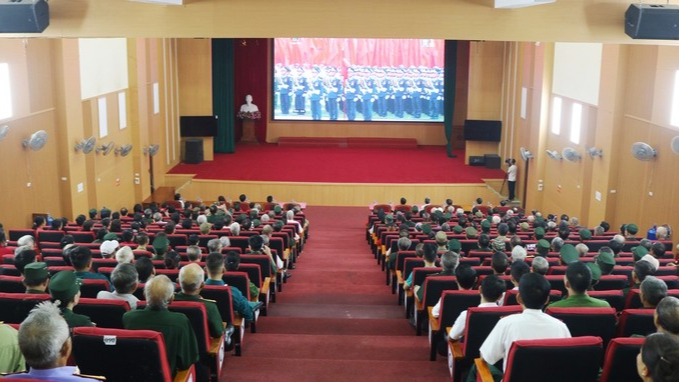 Cán bộ, Nhân dân xã Quốc Oai 