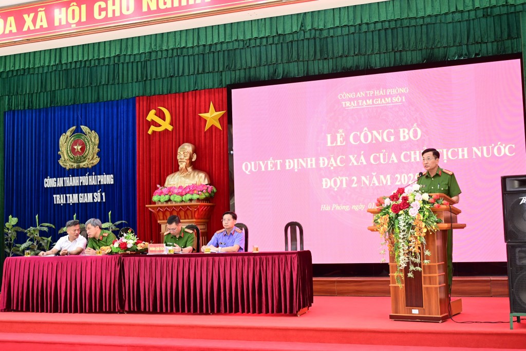 Công an thành phố Hải Phòng tổ chức Lễ công bố quyết định đặc xá cho phạm nhân đang chấp hành án tại trại nhân dịp Quốc Khánh 2/9