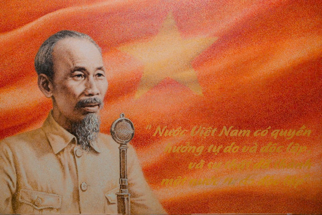 Bác Hồ đọc Tuyên ngôn Độc lập của hoạ sĩ Nguyễn Thu Thủy
