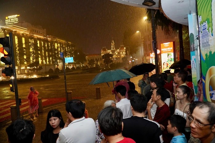 Pháo hoa, nghệ thuật rực rỡ chào mừng Quốc khánh