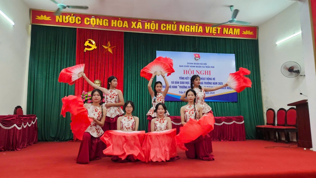 Ra mắt mô hình “Trường học an toàn - Vị thành niên trách nhiệm”