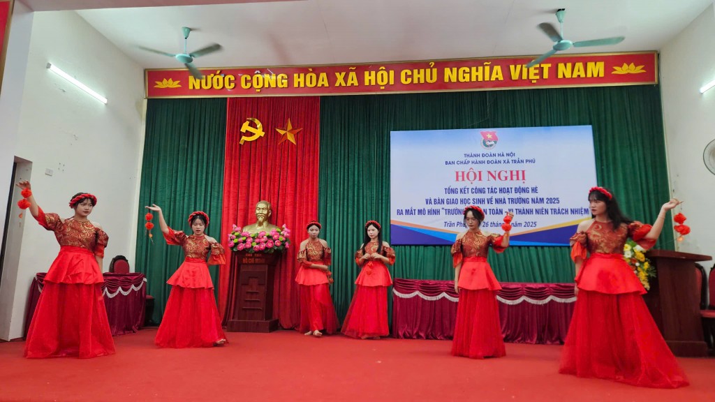 Ra mắt mô hình “Trường học an toàn - Vị thành niên trách nhiệm”