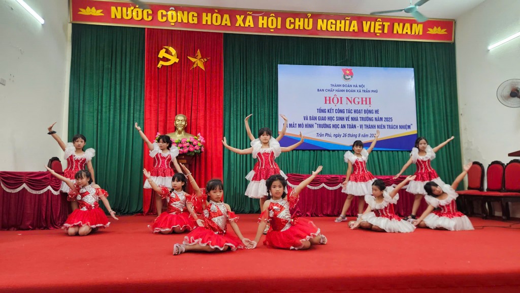 Ra mắt mô hình “Trường học an toàn - Vị thành niên trách nhiệm”