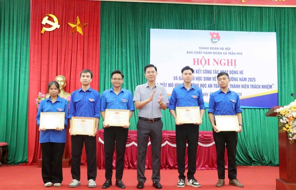 Ra mắt mô hình “Trường học an toàn - Vị thành niên trách nhiệm”