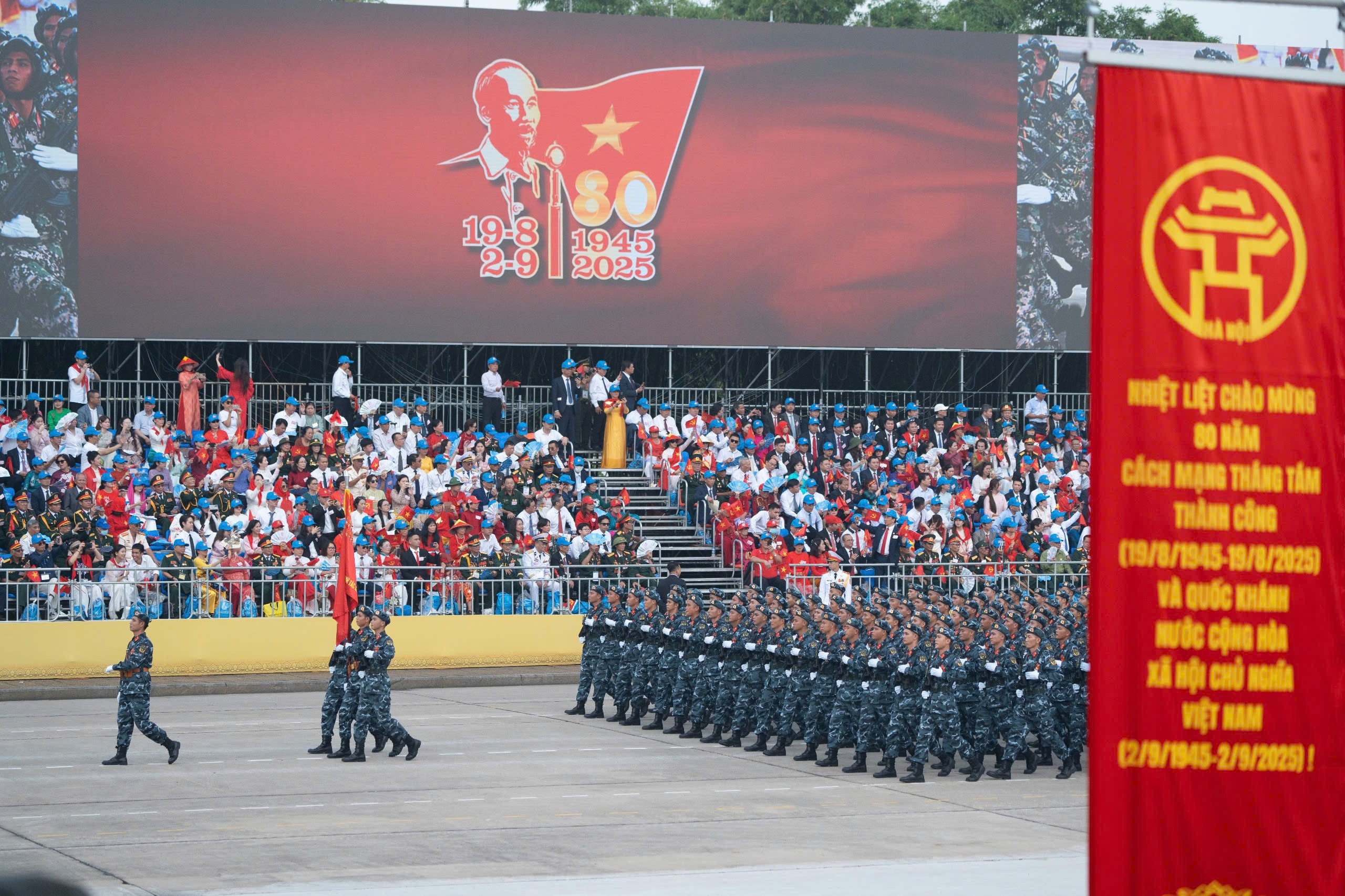 Lễ diễu binh, diễu hành để lại dấu ấn sâu sắc trong lòng những người dân Việt Nam và bạn bè quốc tế