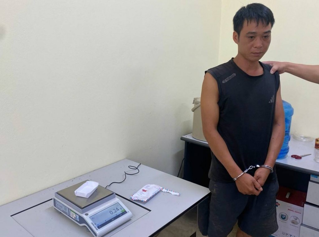 Đối tượng Lục Văn Nghị tại cơ quan Công an