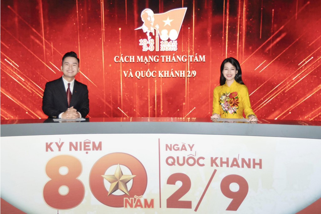 Bí mật về chiếc áo dài viral tối 2/9 của nhà thiết kế trẻ Nguyễn Thơ Thơ