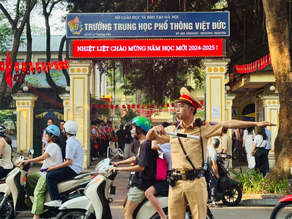 Bảo đảm an ninh trật tự, an toàn giao thông trong ngày tựu trường