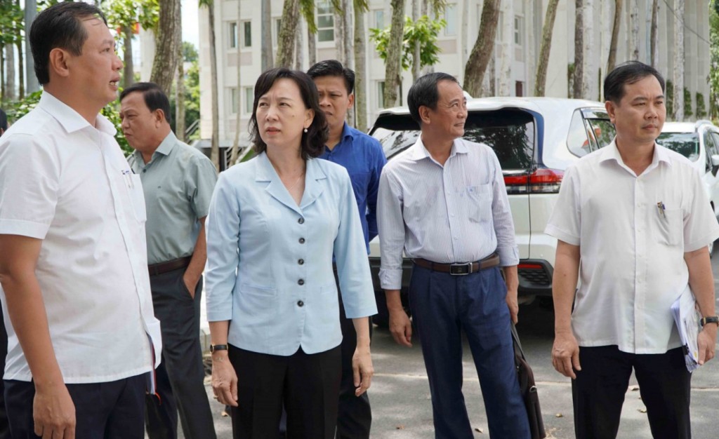 Đoàn kiểm tra thực tế dự án xây dựng mới trụ sở làm việc của các ban thuộc Tỉnh ủy An Giang