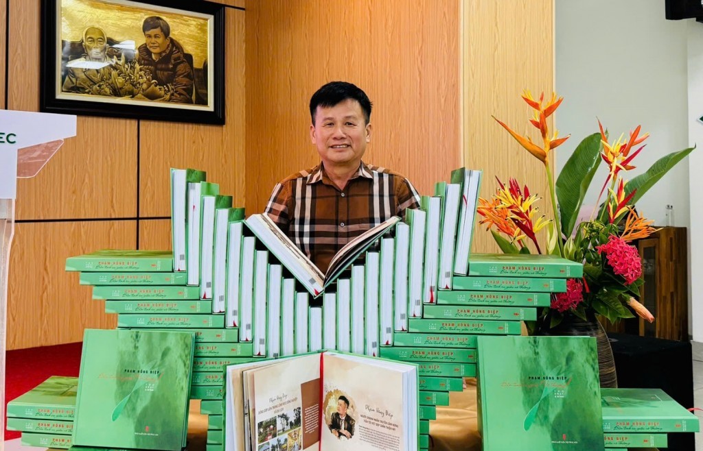 "Bản tình ca giữa vô thường" - Nơi ghi dấu tình yêu quê hương đất nước của doanh nhân Phạm Hồng Điệp