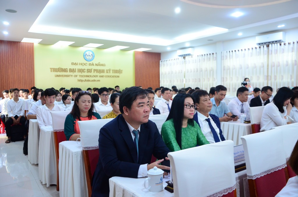 Trường Đại học Sư phạm Kỹ thuật - Đại học Đà Nẵng đã long trọng tổ chức Lễ khai giảng năm học 2025 - 2026 (Ảnh Đ.Minh)
