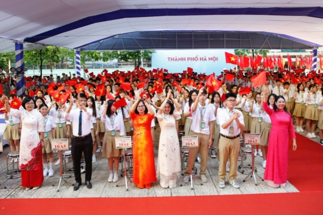Tiếng trống khai trường, khởi đầu hành trình chinh phục của tuổi học trò