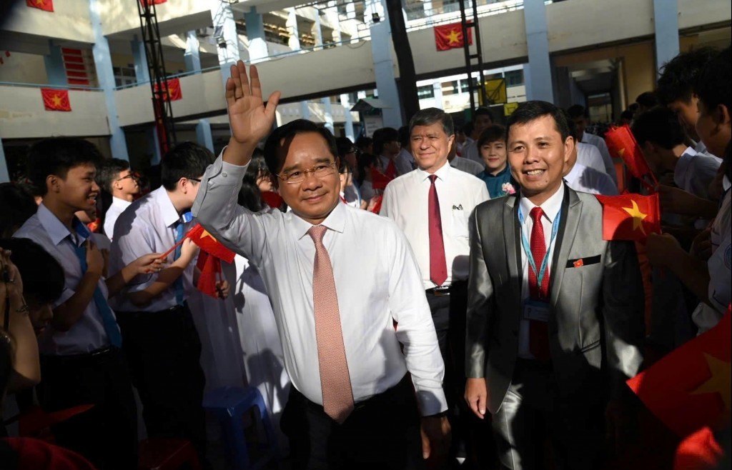 TP Hồ Chí Minh rộn ràng chào đón năm học mới