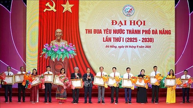 Tôn vinh sức mạnh đại đoàn kết qua phong trào thi đua yêu nước