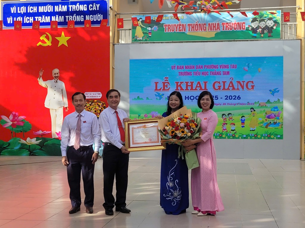 Không khí khai giảng rộn ràng tại các điểm trường ở Vũng Tàu Không khí khai giảng rộn ràng tại các điểm trường ở Vũng Tàu