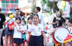 Thống nhất một bộ sách giáo khoa ngay từ năm học 2026 - 2027