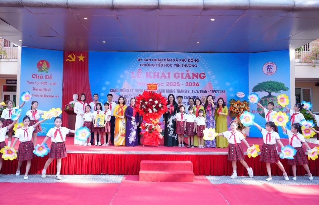 Xã Phù Đổng: Rộn ràng Lễ khai giảng năm học mới