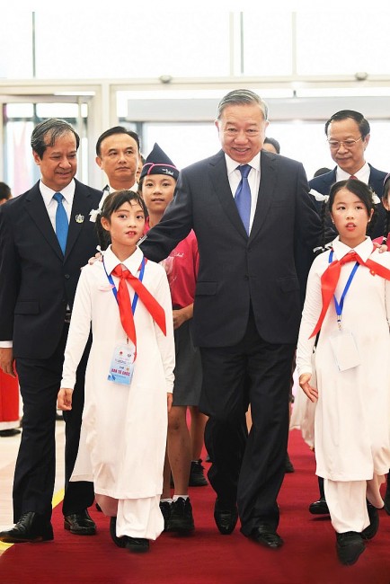 khai giang nam hoc moi 2025 2026
