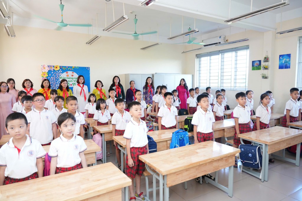 Xã Phù Đổng: Rộn ràng Lễ khai giảng năm học mới Xã Phù Đổng: Rộn ràng Lễ khai giảng năm học mới
