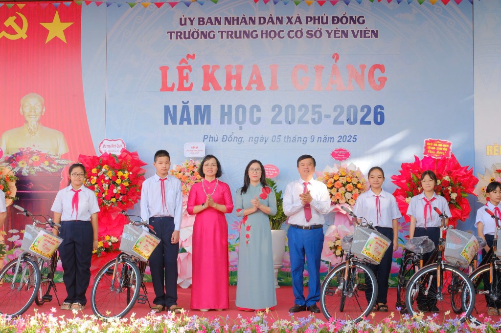 Xã Phù Đổng: Rộn ràng Lễ khai giảng năm học mới