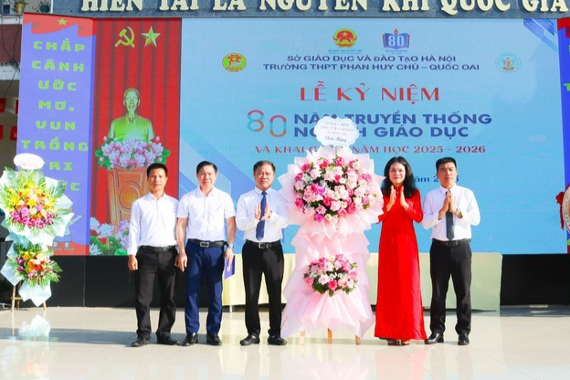 Hơn 14 nghìn học sinh Quốc Oai hân hoan bước vào năm học mới