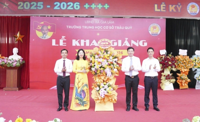 Hơn 20.000 học sinh xã Gia Lâm nô nức bước vào năm học mới
