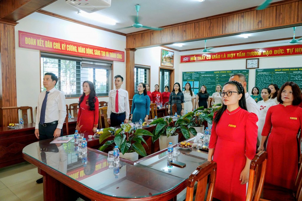 Hơn 20.000 học sinh xã Gia Lâm nô nức bước vào năm học mới