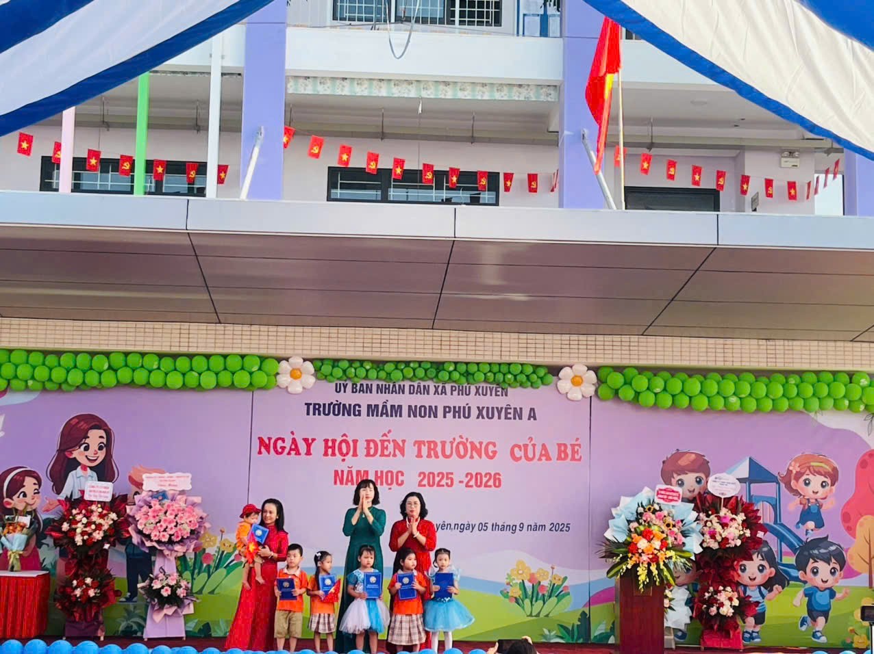Không khí rộn ràng chào đón năm học mới tại xã Phú Xuyên