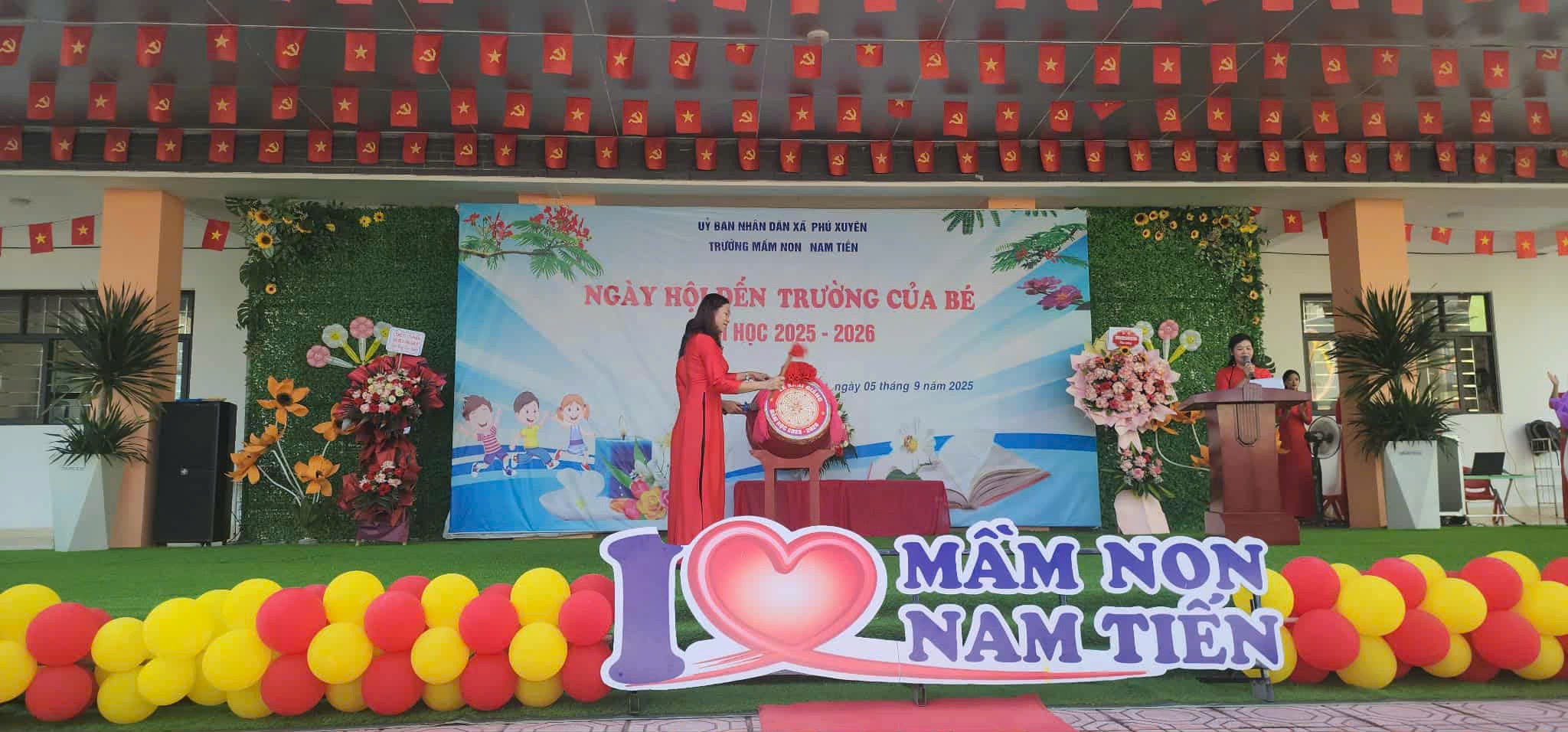 Không khí rộn ràng chào đón năm học mới tại xã Phú Xuyên
