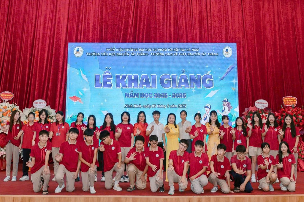 Tưng bừng khai giảng năm học mới tại Hệ thống Trường Nguyễn Tất Thành