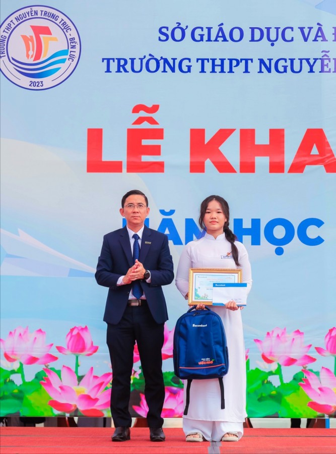 Trường THPT Nguyễn Trung Trực (Bến Lức), Tây Ninh Trường THPT Nguyễn Trung Trực (Bến Lức), Tây Ninh