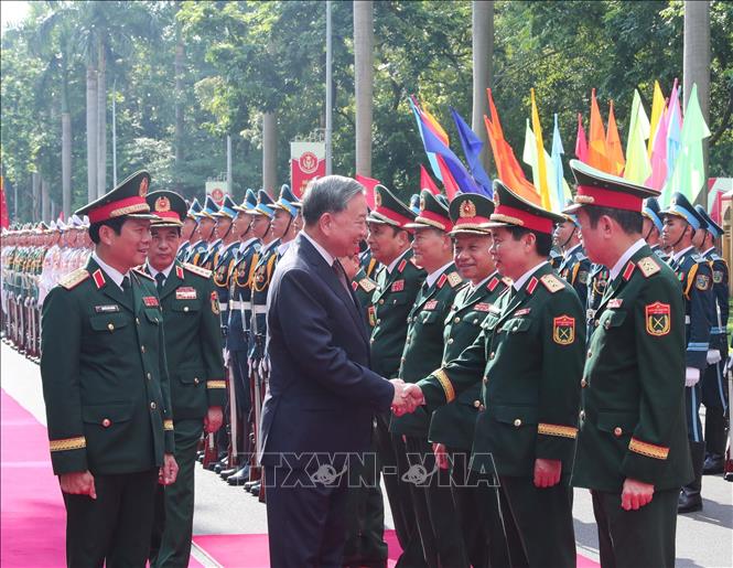Tổng Bí thư dự Kỷ niệm 80 năm Ngày truyền thống Bộ Tổng Tham mưu QĐND Việt Nam Chú thích ảnh