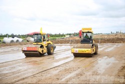 Cần Thơ quyết liệt tháo gỡ khó khăn, cung ứng cát xây dựng đường cao tốc