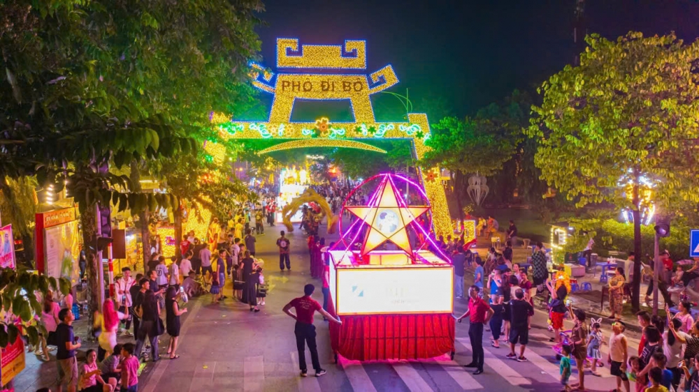 Sơn Tây mang không khí Trung Thu đến từng ngõ, từng phố Sơn Tây mang không khí Trung Thu đến từng ngõ, từng phố